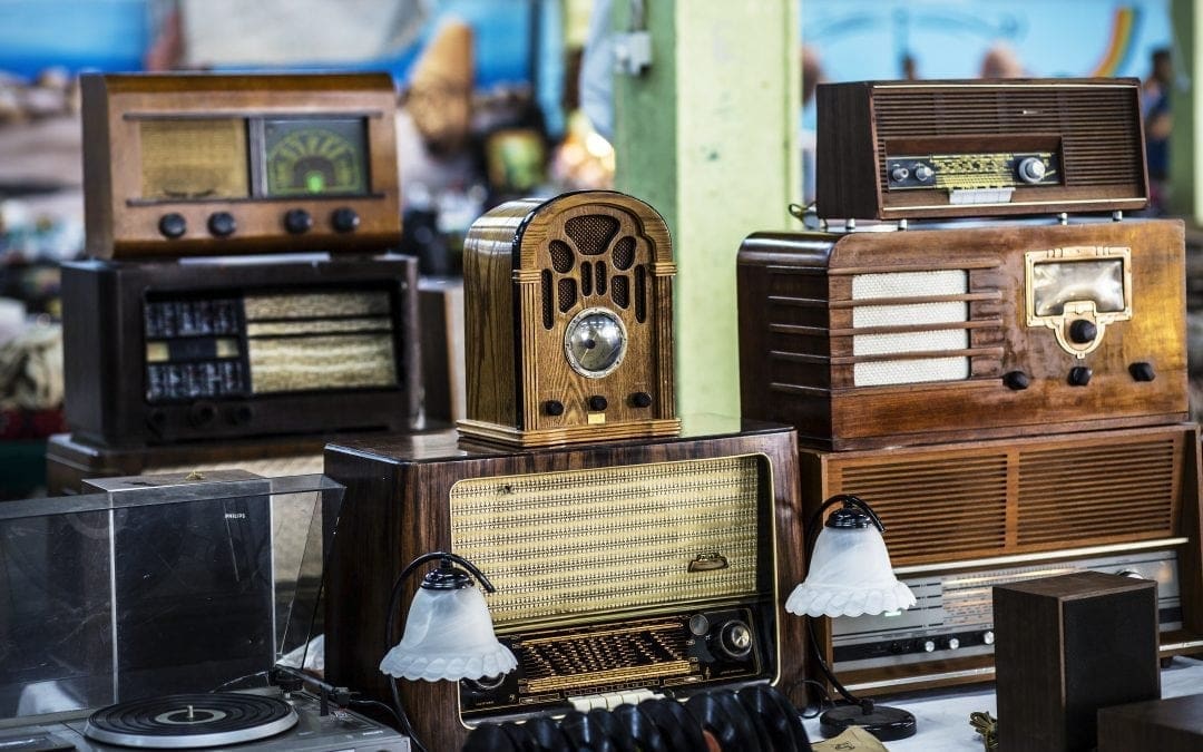 How Coaches Can Use Radio Advertising to Help Small Business Clients Succeed